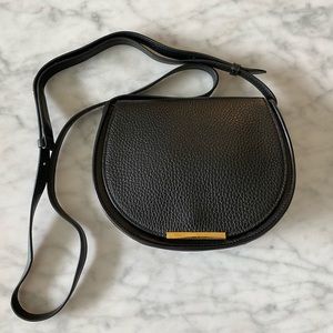 Cuyana Mini Saddle Bag (black)